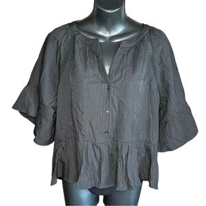 Anthropologie women’s Short-Sleeve
Peplum Swing Top black size Large  preloved